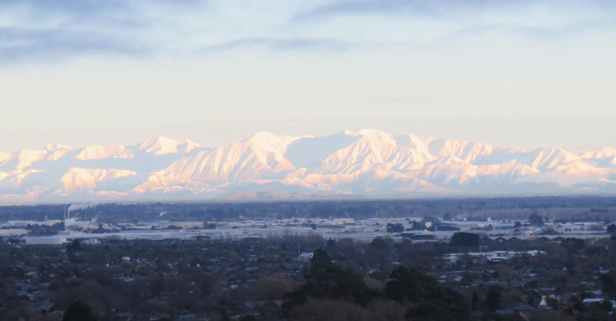 340 Degrees Alps&Sea Bed and Breakfast Christchurch Buitenkant foto